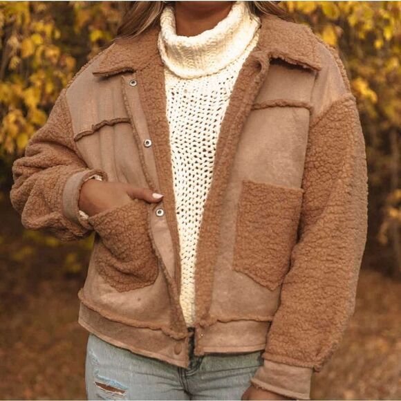 Cherrybark Pocketed Sherpa Jacket - Mocha - Picture 3 of 11
